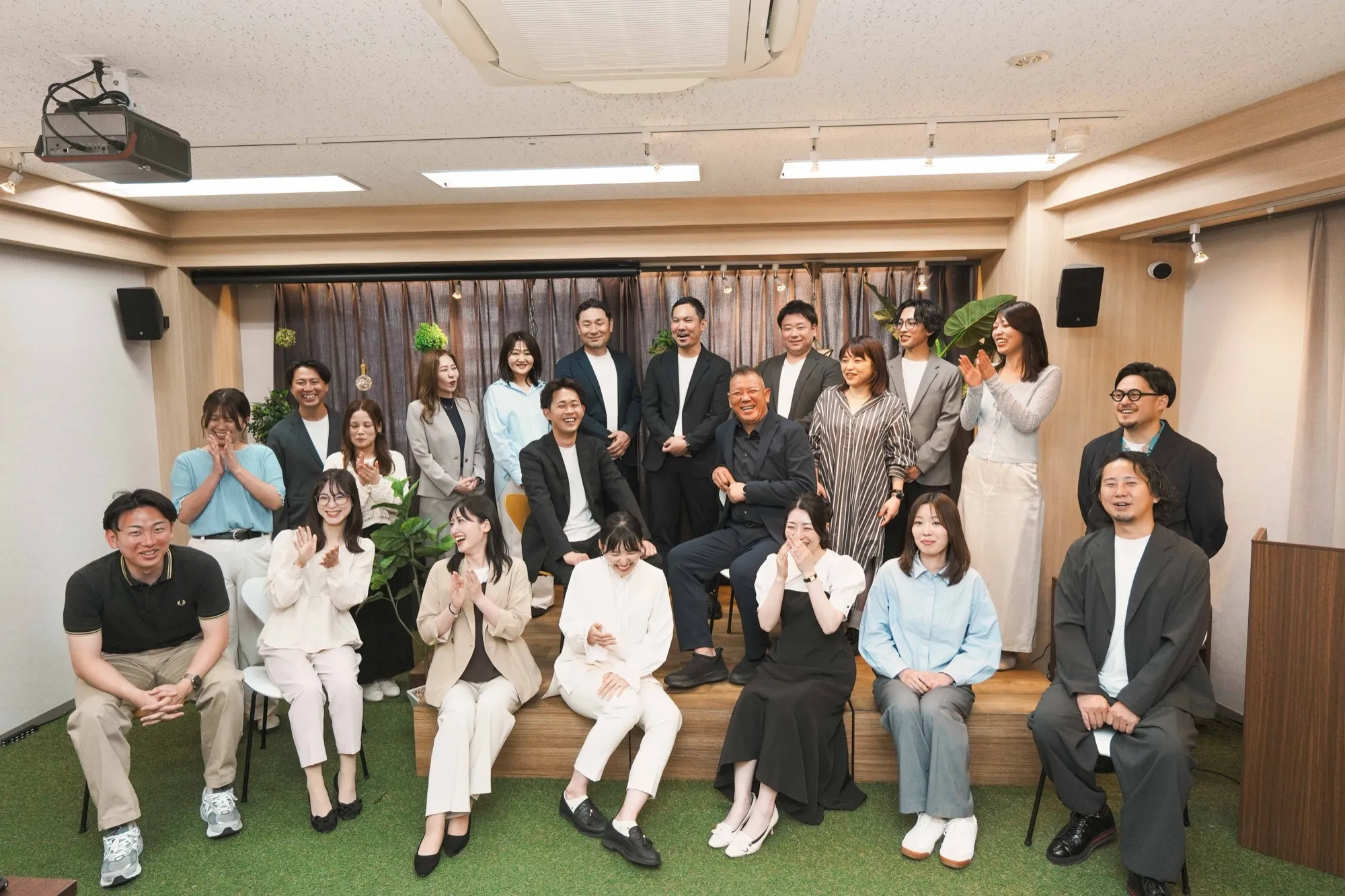 物件王のメンバー集合写真